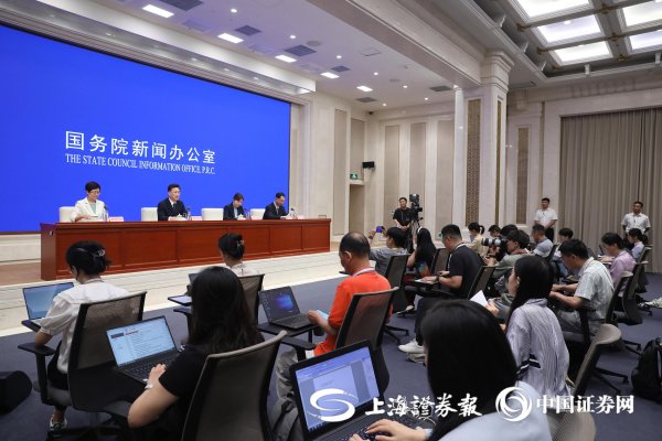 股票线上配资平台 国家移民管理局：1至7月全国各口岸入境的外国人1725.4万人次 同比增长129.9%